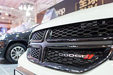 PS+欧美服十月会免游戏公布 《不义联盟2》等